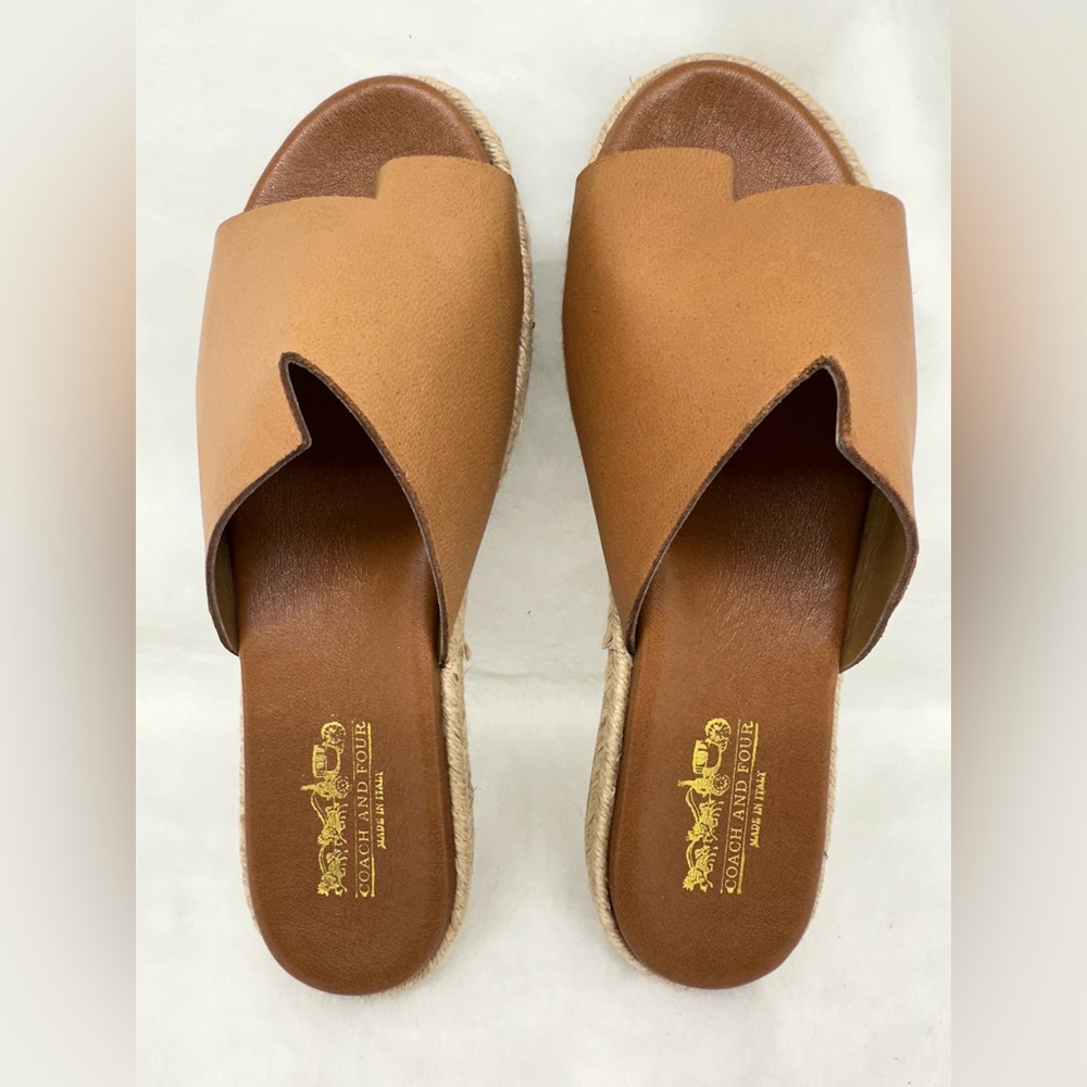 Cute in EUC Coach and Four Brown size6.5 pre-owned